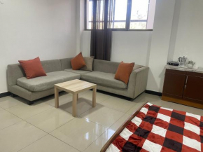 A cozy budget friendly studio apartment near 22